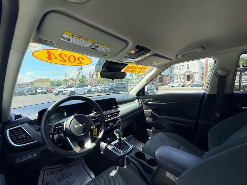 2024 Kia Seltos LX - Imagen 12