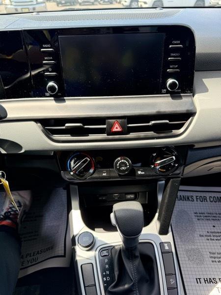 2024 Kia Seltos LX - Imagen 23