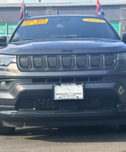 Alternative view of 2022 Jeep Compass Latitude 4WD