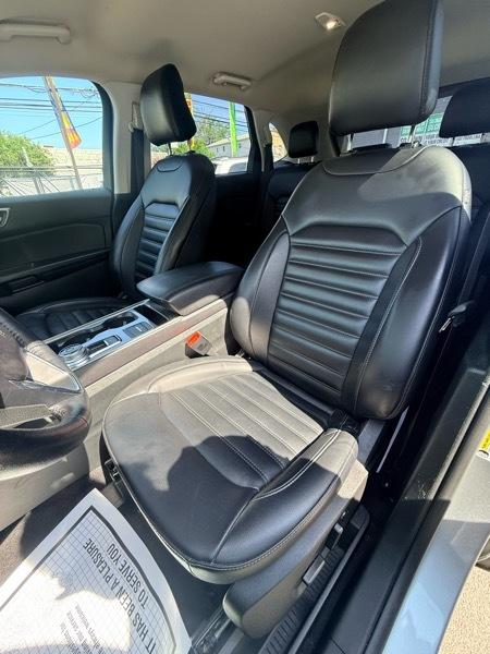 2023 Ford Edge SEL - Imagen 9