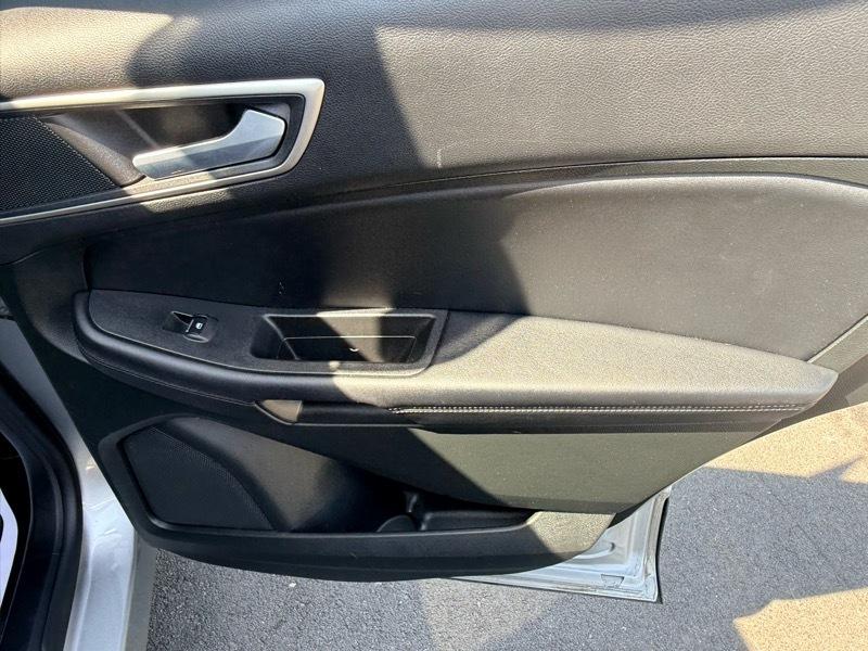 2023 Ford Edge SEL - Imagen 18