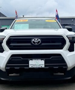 Alternative view of 2025 Toyota Tacoma SR5 Xtracab 2WD