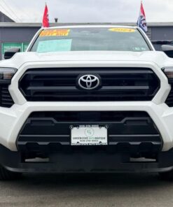 Alternative view of 2024 Toyota Tacoma SR5 Xtracab 2WD