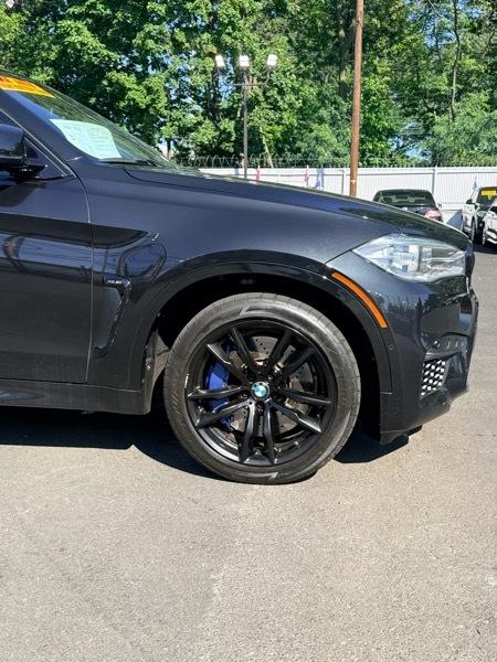 2016 BMW X6 M gallery detail 4