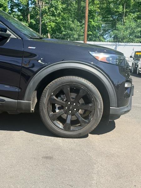2022 Ford Explorer ST-Line AWD - Imagen 4