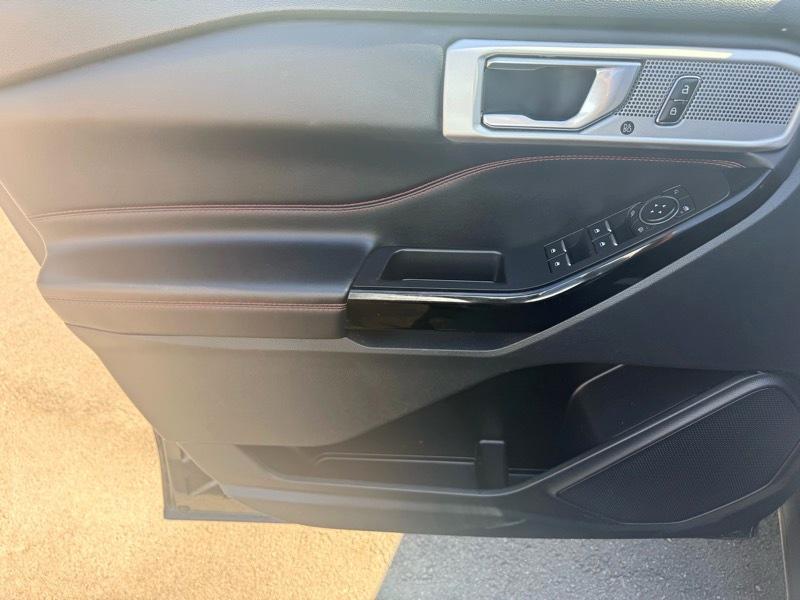 2022 Ford Explorer ST-Line AWD - Imagen 11