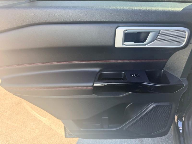 2022 Ford Explorer ST-Line AWD - Imagen 14