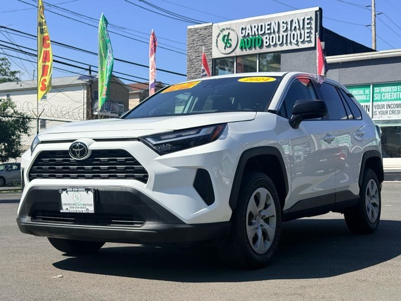 2024 Toyota RAV4 LE AWD