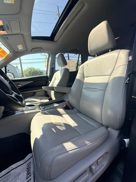 2022 Honda Pilot SE 4WD - Imagen 11