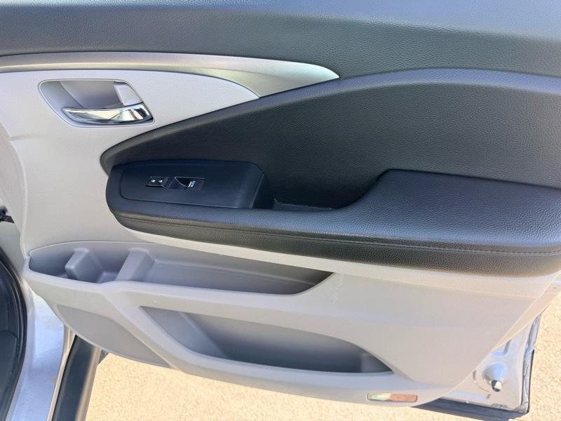 2022 Honda Pilot SE 4WD - Imagen 17
