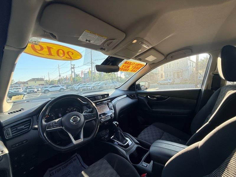 2019 Nissan Rogue Sport SL AWD - Imagen 11