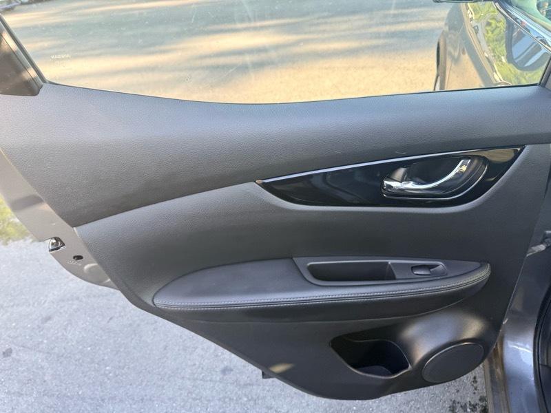 2019 Nissan Rogue Sport SL AWD - Imagen 13