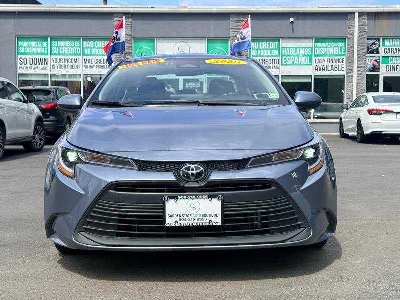 2025 Toyota Corolla LE image 2