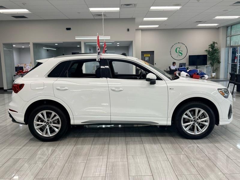 2023 Audi Q3 S line Premium quattro image 2