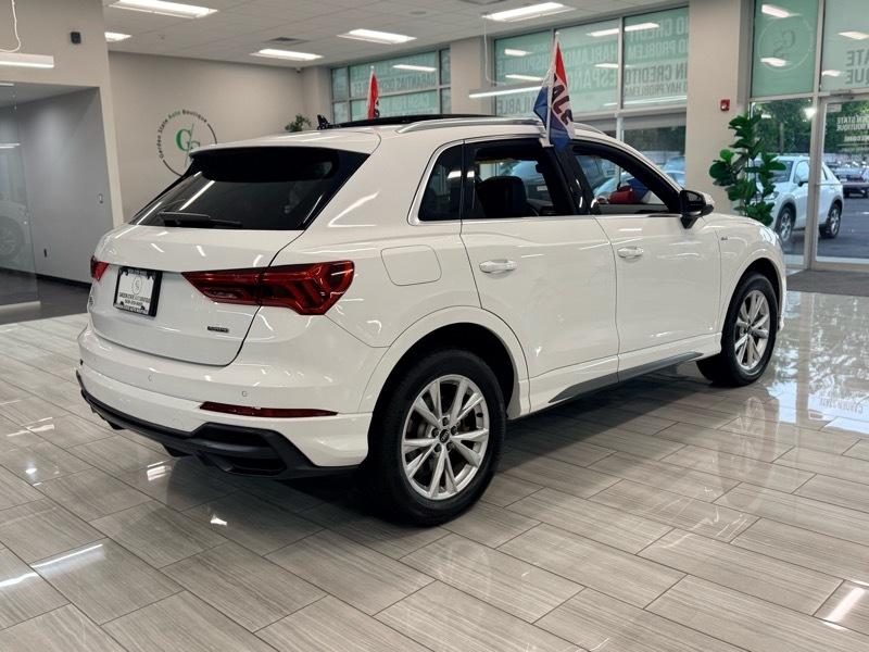 2023 Audi Q3 S line Premium quattro image 3