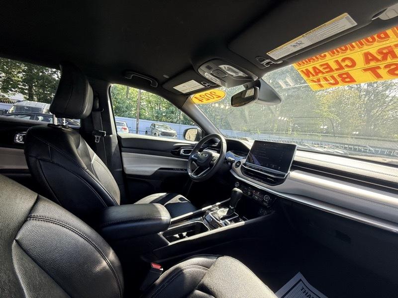 2024 Jeep Compass Limited - Image 16