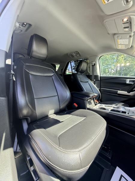 2023 Ford Explorer Limited AWD - Image 15