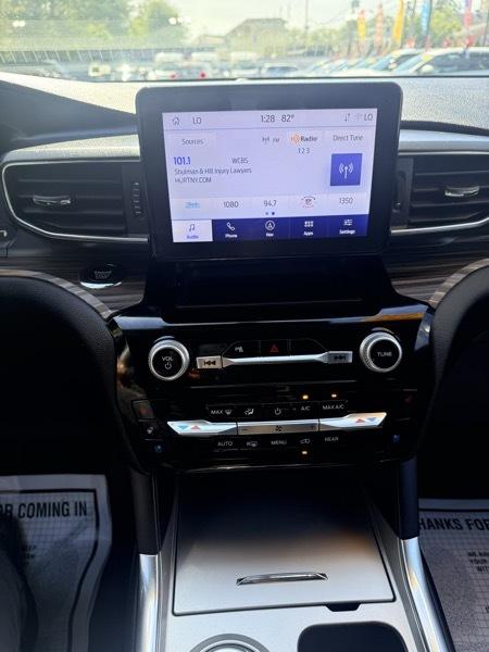 2023 Ford Explorer Limited AWD - Image 23
