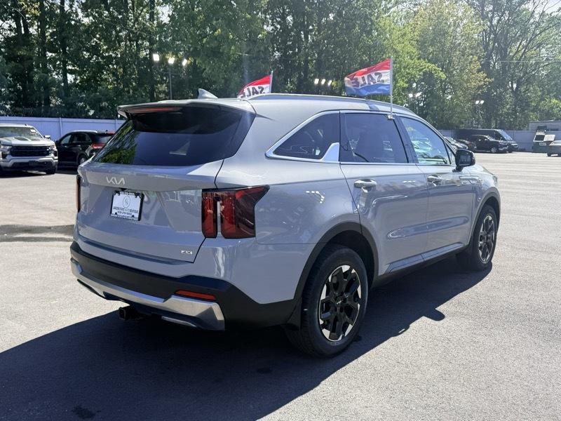 2024 Kia Sorento S AWD - Image 6