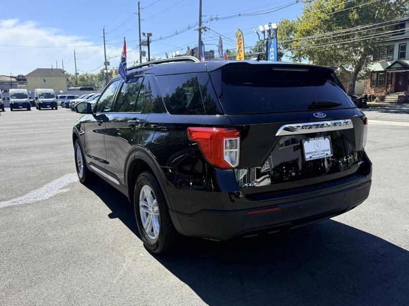 2023 Ford Explorer XLT AWD - Image 7