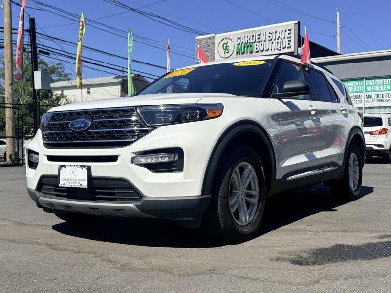 2023 Ford Explorer XLT AWD