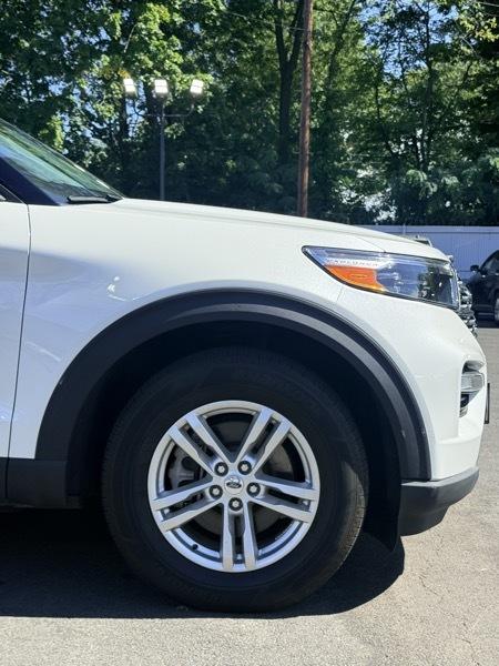 2023 Ford Explorer XLT AWD - Image 5