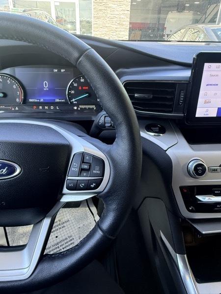 2023 Ford Explorer XLT AWD - Image 22