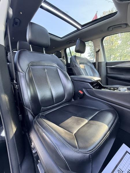 2023 Jeep Grand Cherokee L Limited 4WD - Image 15
