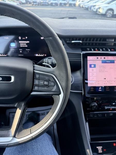 2023 Jeep Grand Cherokee L Limited 4WD - Image 24