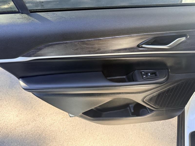 2023 Jeep Grand Cherokee L Limited 4WD - Image 13