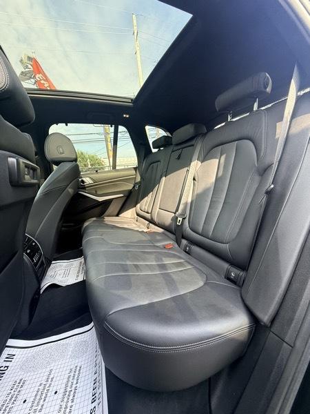 2019 BMW X5 xDrive40i - Image 10