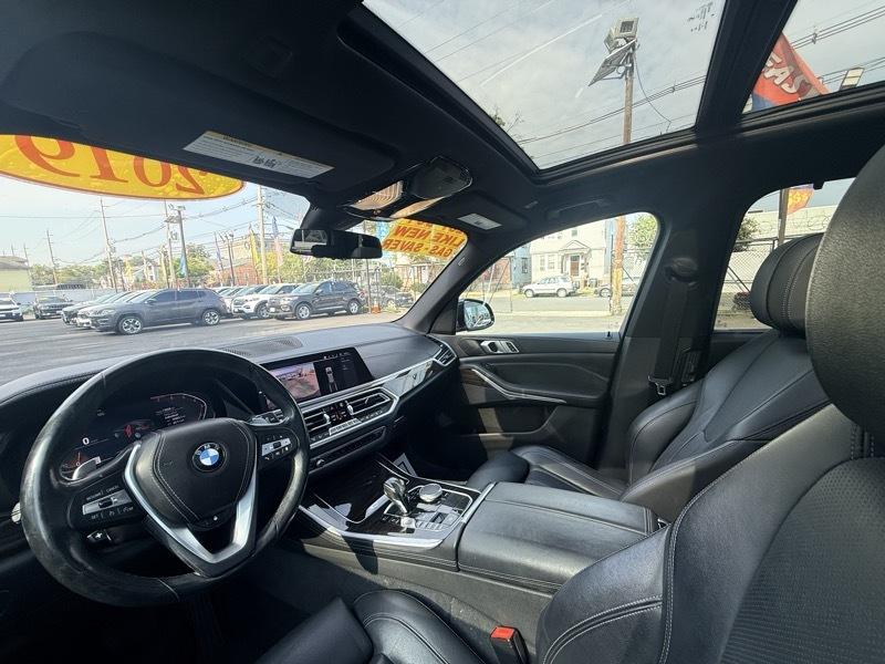 2019 BMW X5 xDrive40i - Image 11