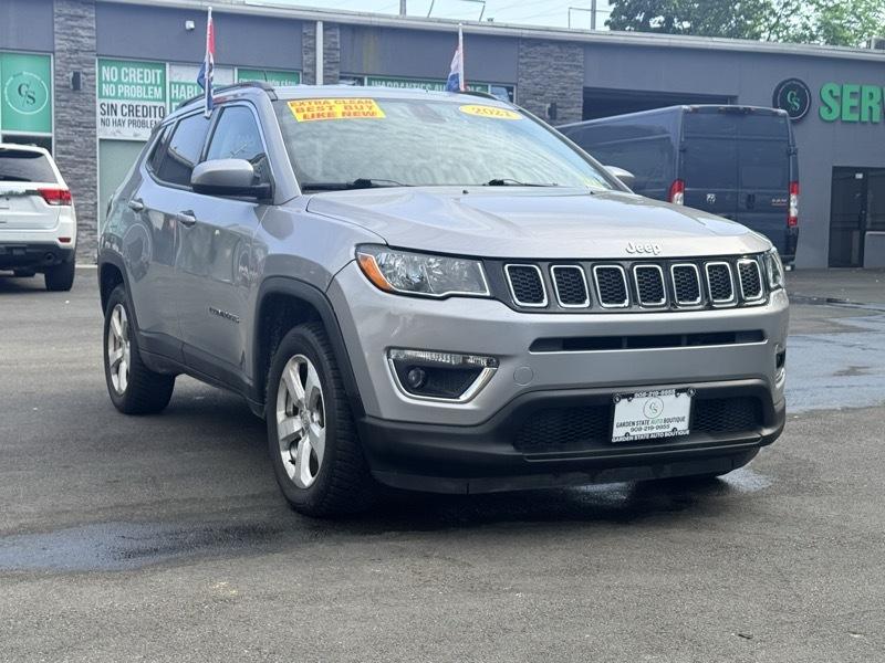 2021 Jeep Compass Latitude 4WD - Image 3