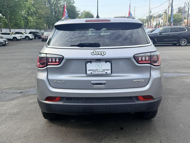 2021 Jeep Compass Latitude 4WD - Image 5
