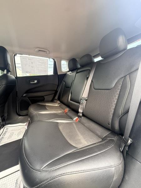 2021 Jeep Compass Latitude 4WD - Image 12