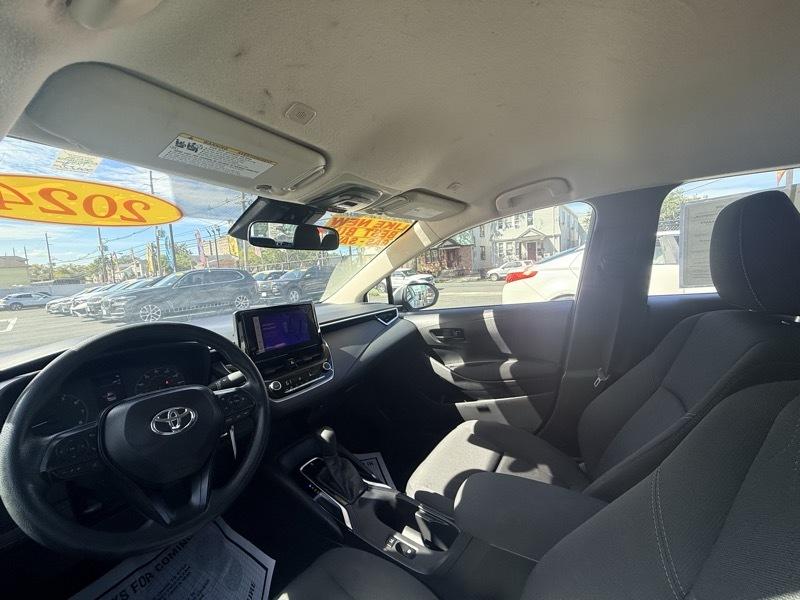 2024 Toyota Corolla LE - Image 7