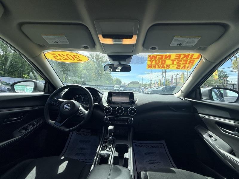 2025 Nissan Sentra S - Image 21